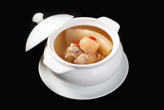 養(yǎng)生滋補(bǔ)土雞湯_營養(yǎng)土雞湯_養(yǎng)生雞湯煲湯食譜大全