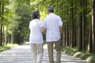 大暑中醫(yī)養(yǎng)生_大暑的中醫(yī)養(yǎng)生_中醫(yī)暑天養(yǎng)生