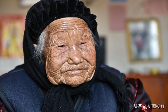 長壽養(yǎng)生法_長壽養(yǎng)生功老人能練嗎_長壽老人的養(yǎng)生功