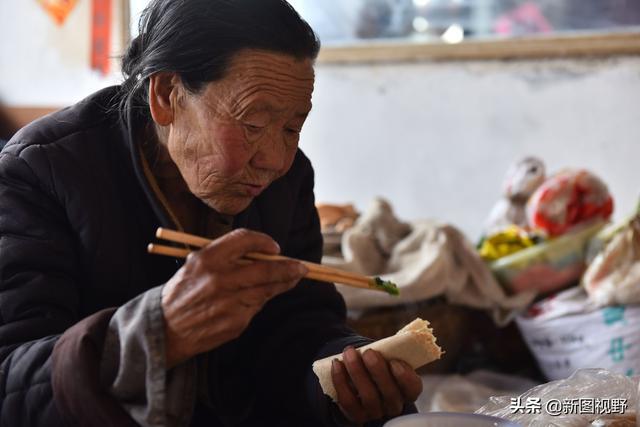 長壽養(yǎng)生功老人能練嗎_長壽老人的養(yǎng)生功_長壽養(yǎng)生法