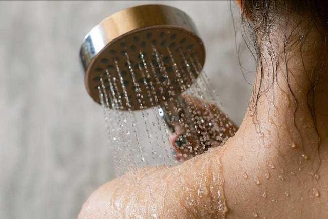 老年人養(yǎng)生應(yīng)注意什么_養(yǎng)生知識老年人_老年人養(yǎng)生保健十大注意事項